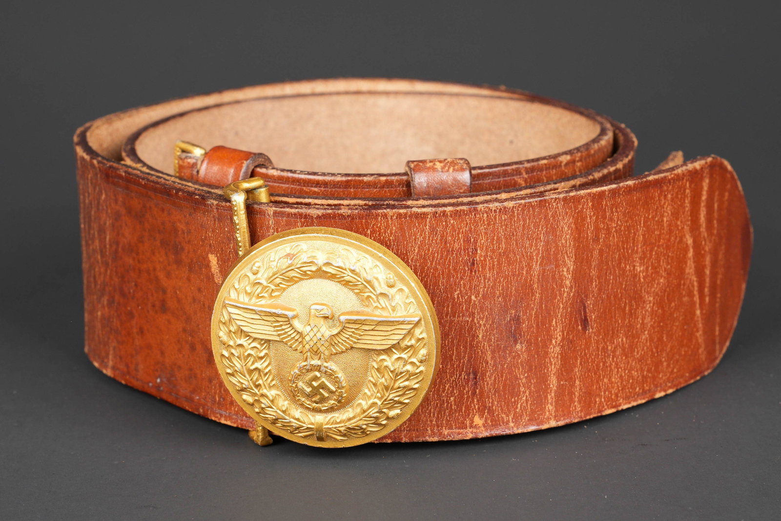 Ceinturon de Politisher Leiter. Political Leader belt. (1 of 8)