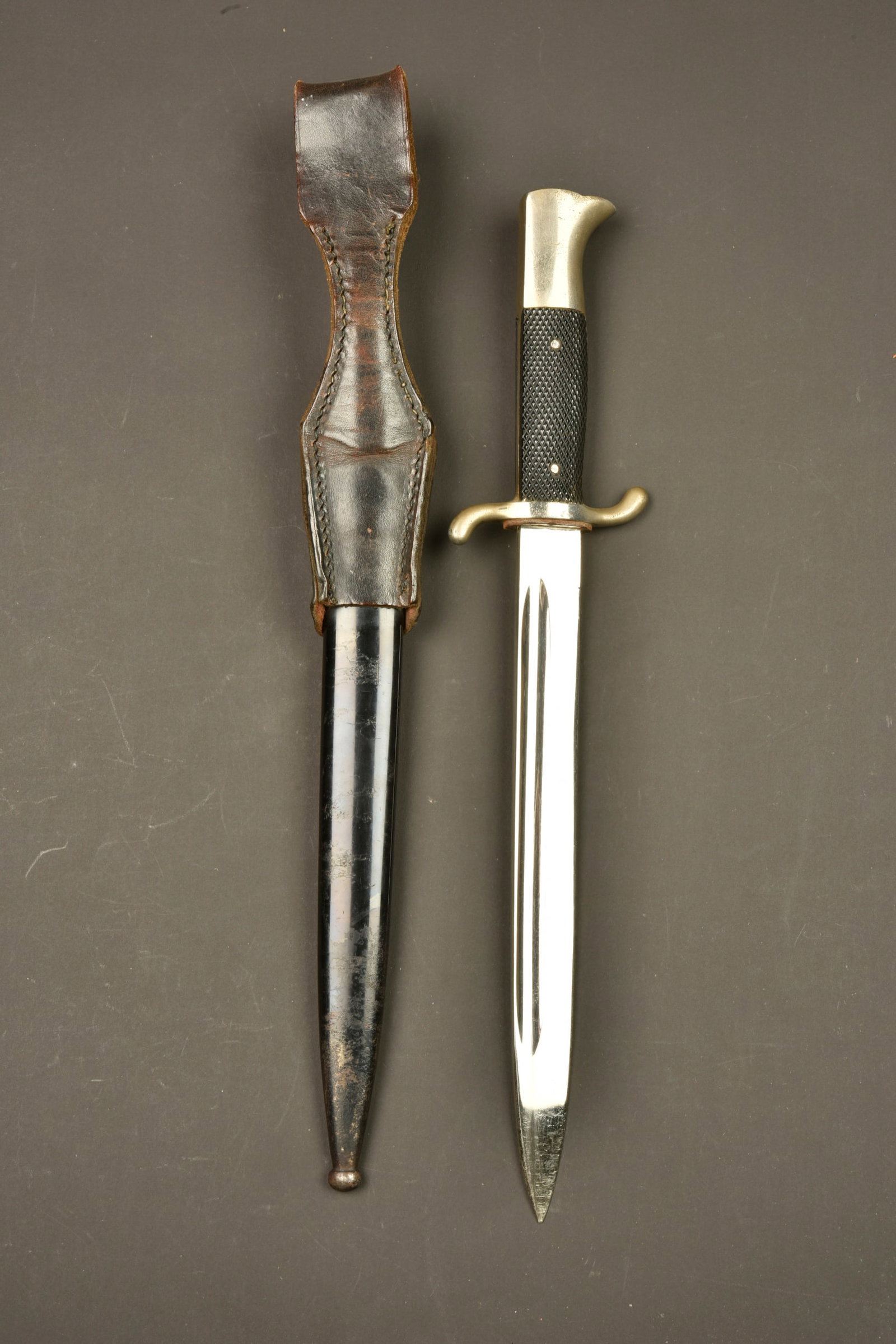 Baonnette de pompier. Fireman?s bayonet. - 3