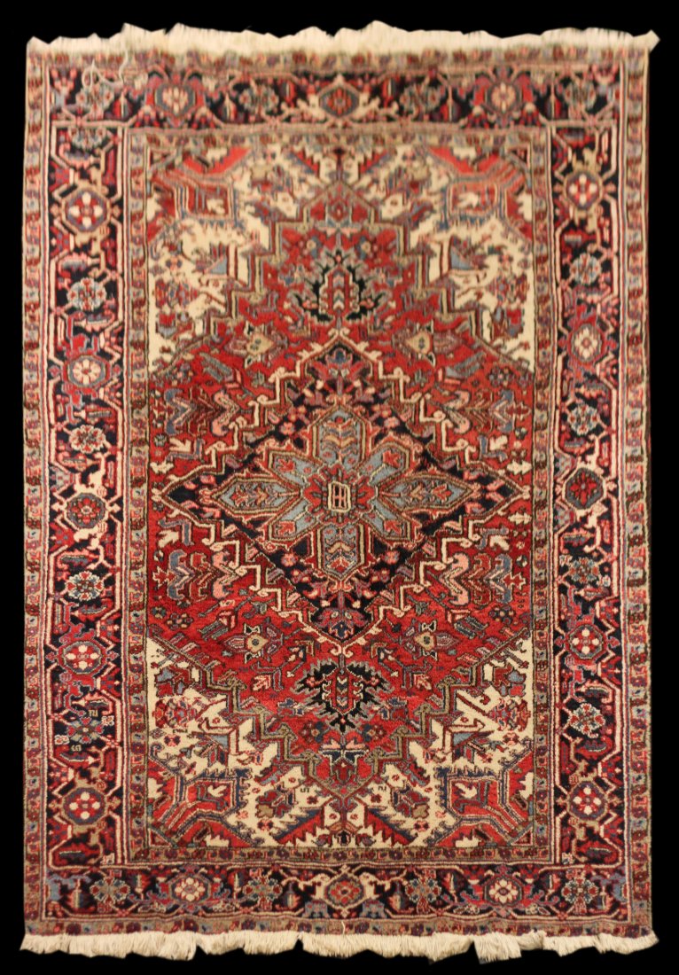 Semi-antique 9' 1" x 6' 2" Persian Heriz (1 of 2)