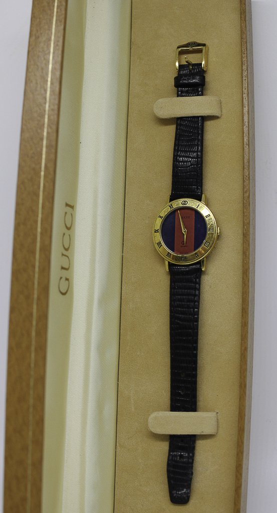 Vintage Gucci GP 3001L watch (1 of 9)