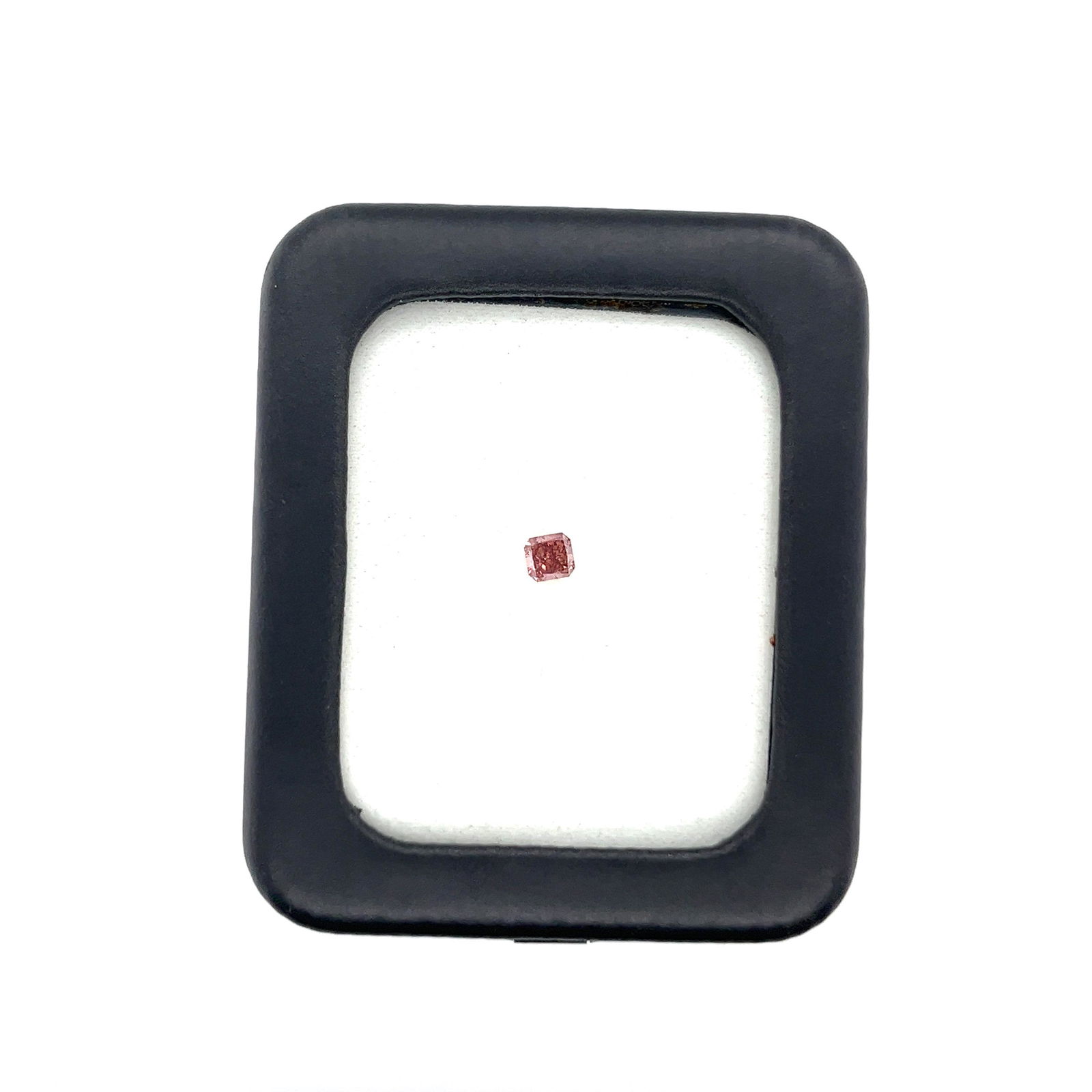 0.35 ctw GIA  Certified Briliant Fancy Deep Pink Natural Diamond (1 of 7)