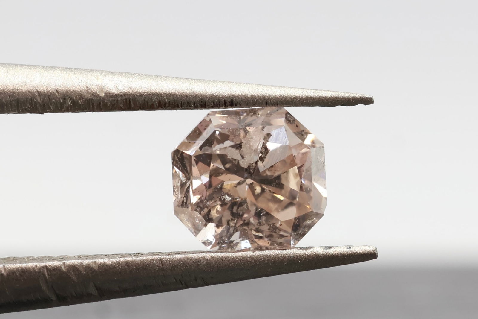 GIA 0.59ct Fancy Lt Brown Pink Diamond - 2