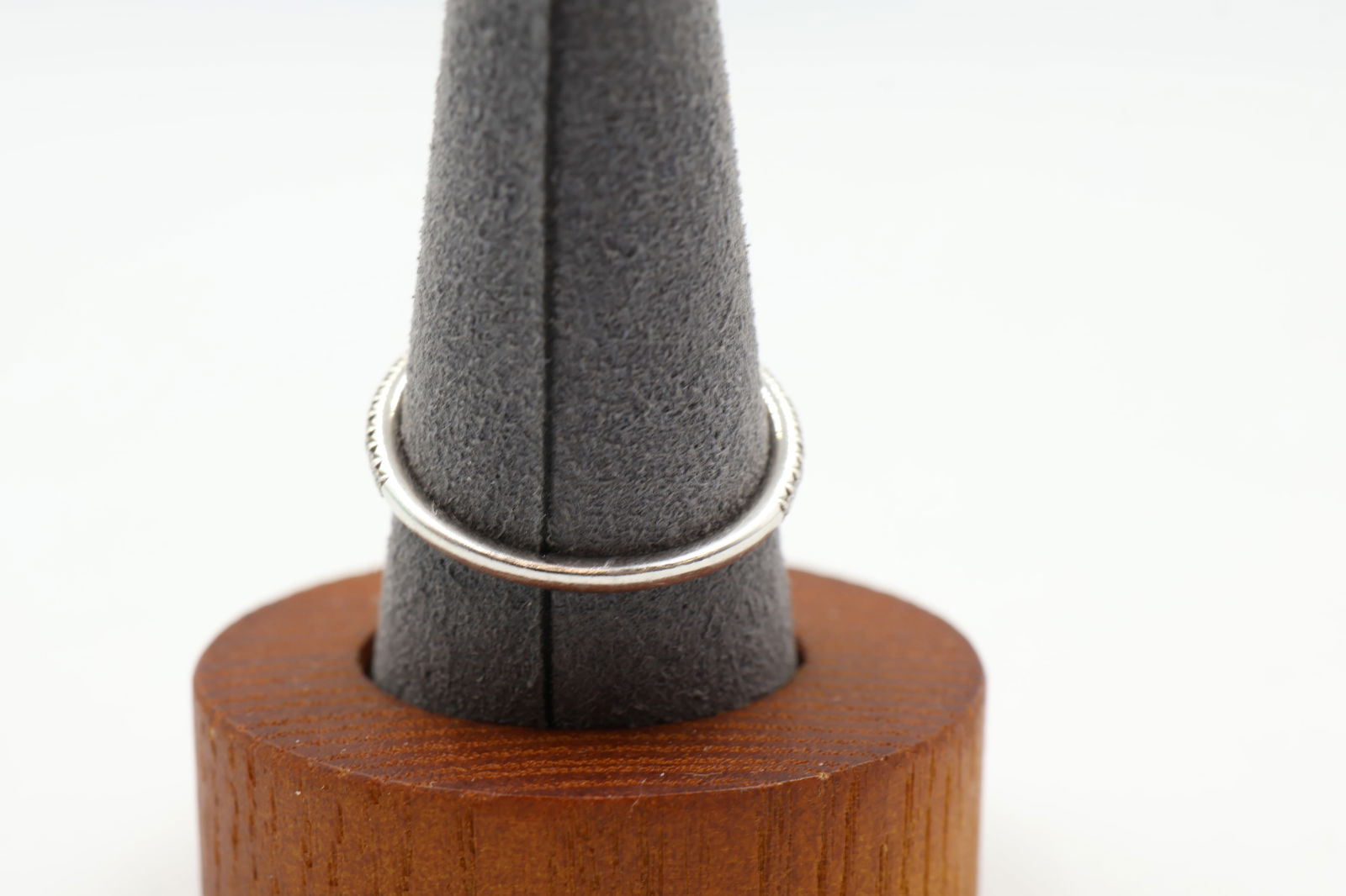 Tiffany Paper Flowers Platinum Diamond Ring - 3