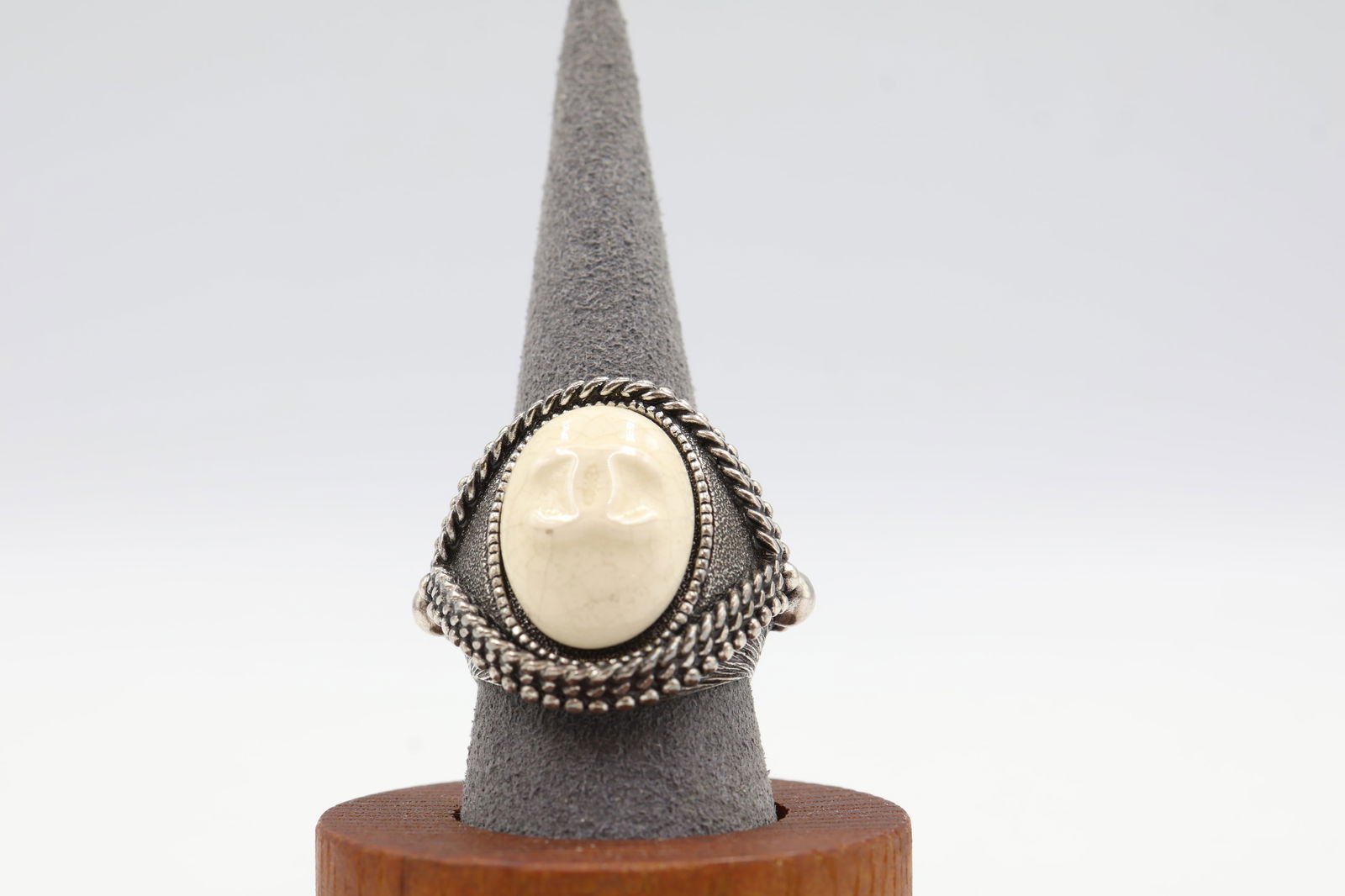 Chanel F/W 2008 925 Silver Ceramic Ring Sz 6.5: Chanel Fall/Winter 2008 limited edition cocktail ring in 925 sterling silver with white ceramic. Raised double-C motif with intentionally crackled finish. Ring size 6.5, total weight: 16.3g. Stamped