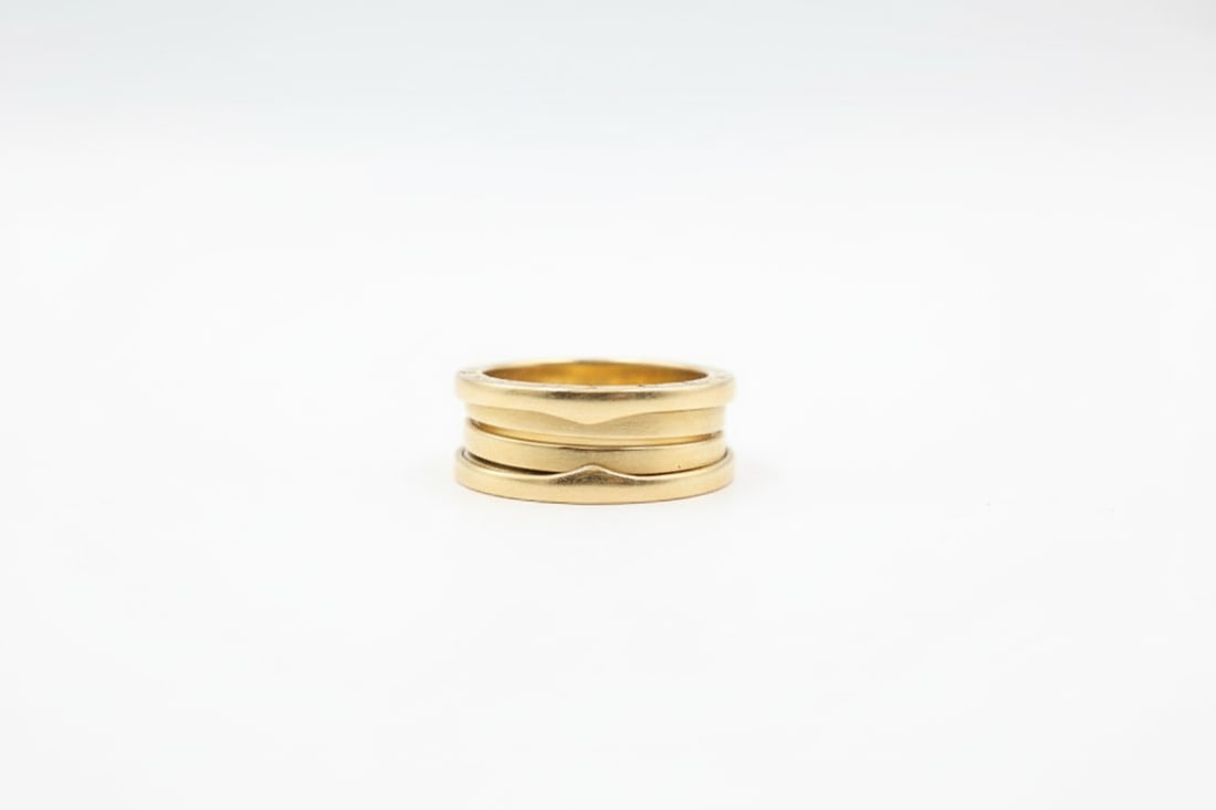 Bulgari B.Zero1 18k Gold Three-Band Ring Sz 7: Bulgari B.Zero1 three-band ring in 18k yellow gold. Ring size 7, total weight: 9.6g. Not sizable. Stamped Bulgari, 750.