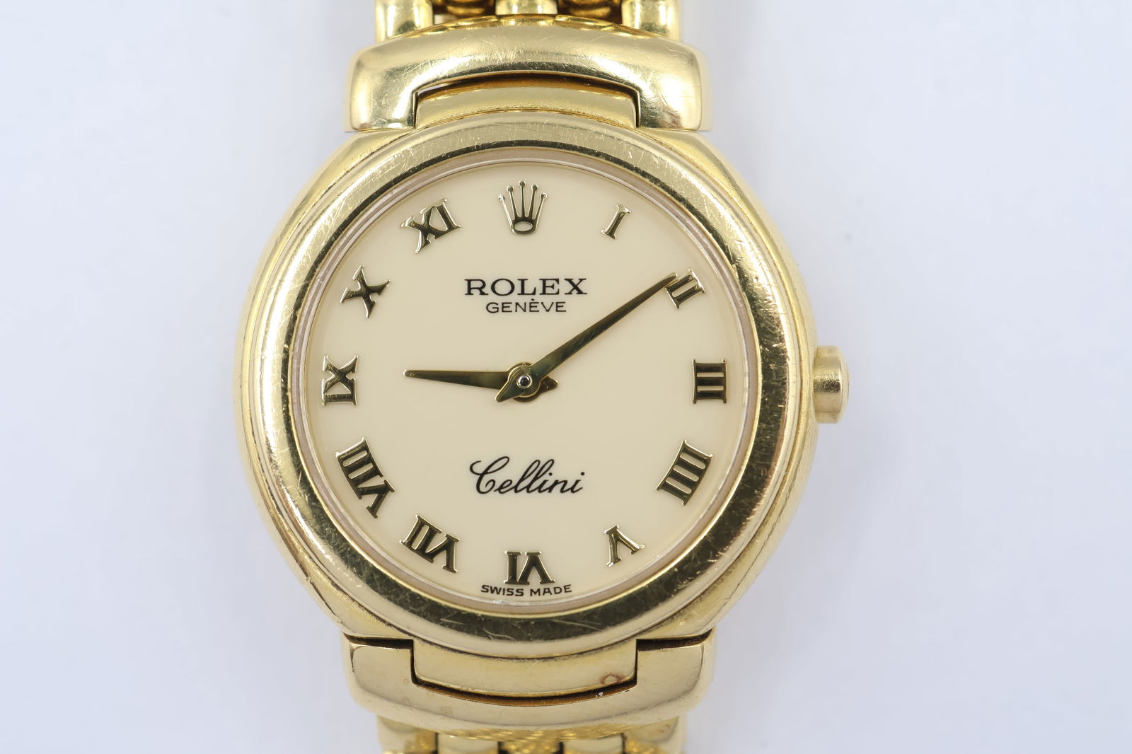 Rolex Cellini Ladies' 18k Gold Dress Watch 30mm: Rolex Cellini ladies' dress watch in gold. 30mm case. Roman numeral dial.