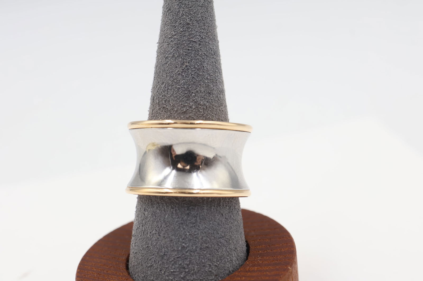 Bulgari 18k Rose Gold & Steel Ring — 11.6g: Bulgari ring in 18k rose gold and stainless steel. Total weight: 11.6g. Stamped Bulgari.