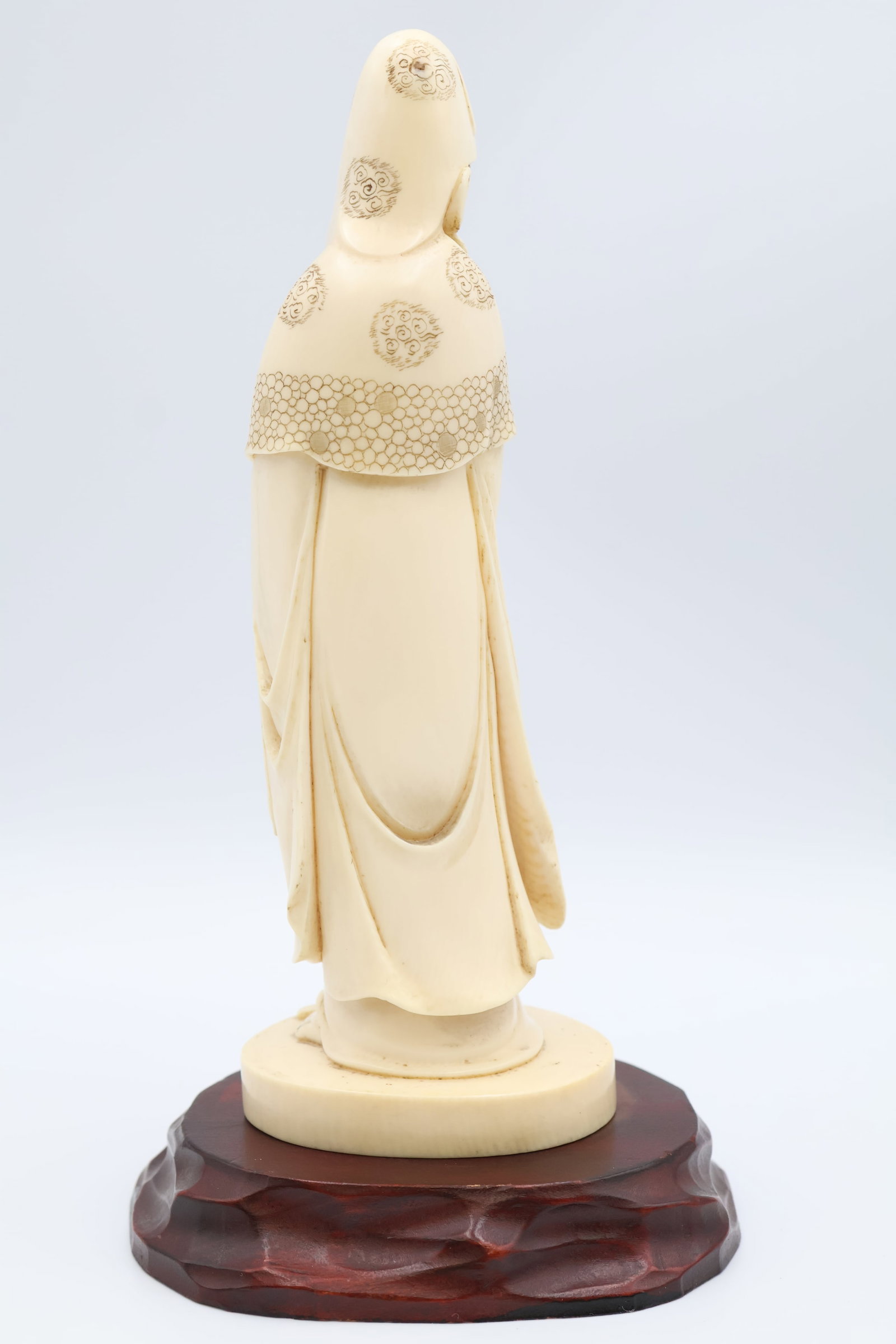 Hand Carved ChineseFigural Study - 3