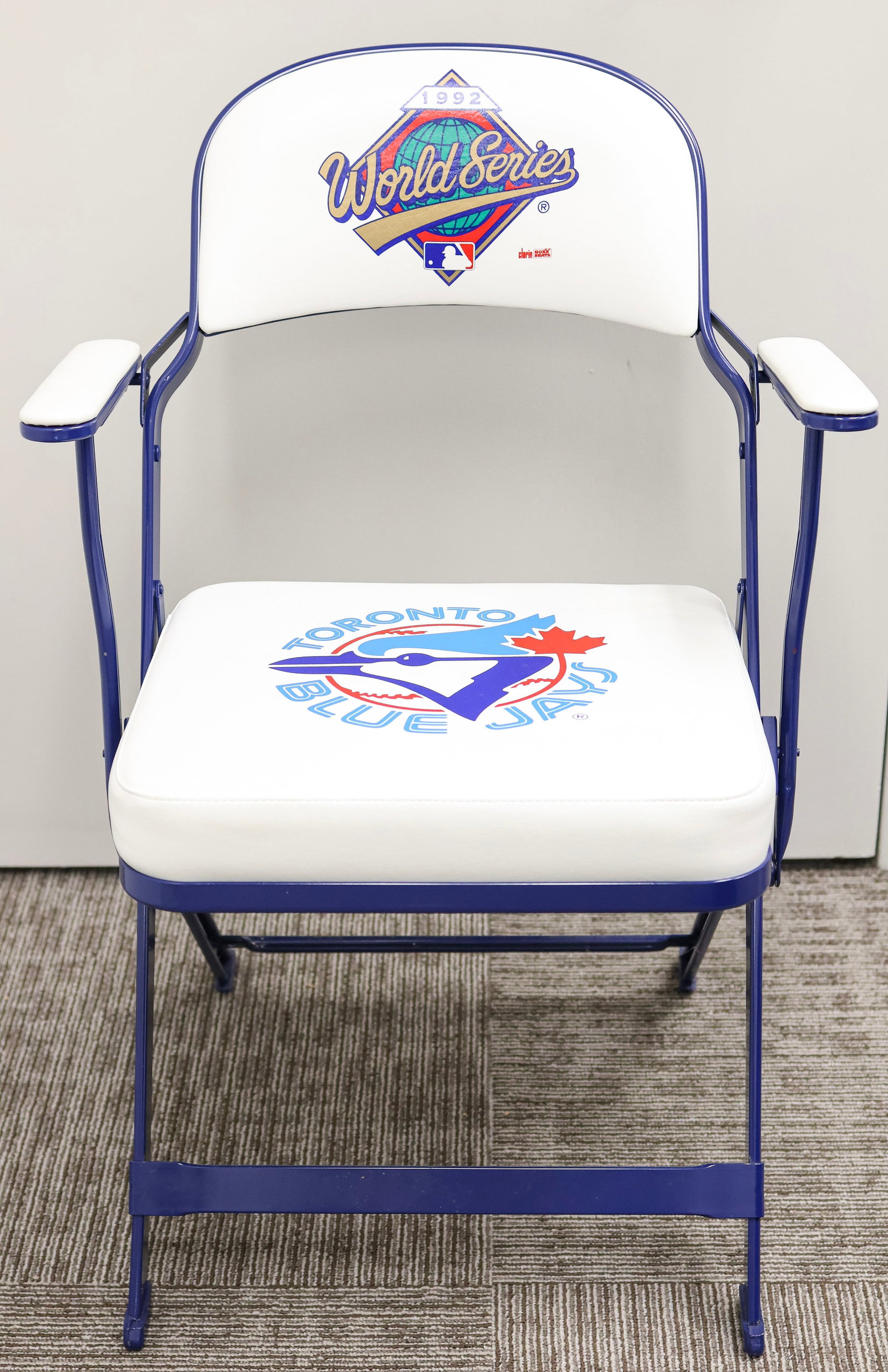 Limited Edition 1992 Toronto Blue Jays World Series Commemorative Chair /500 (1 of 6)