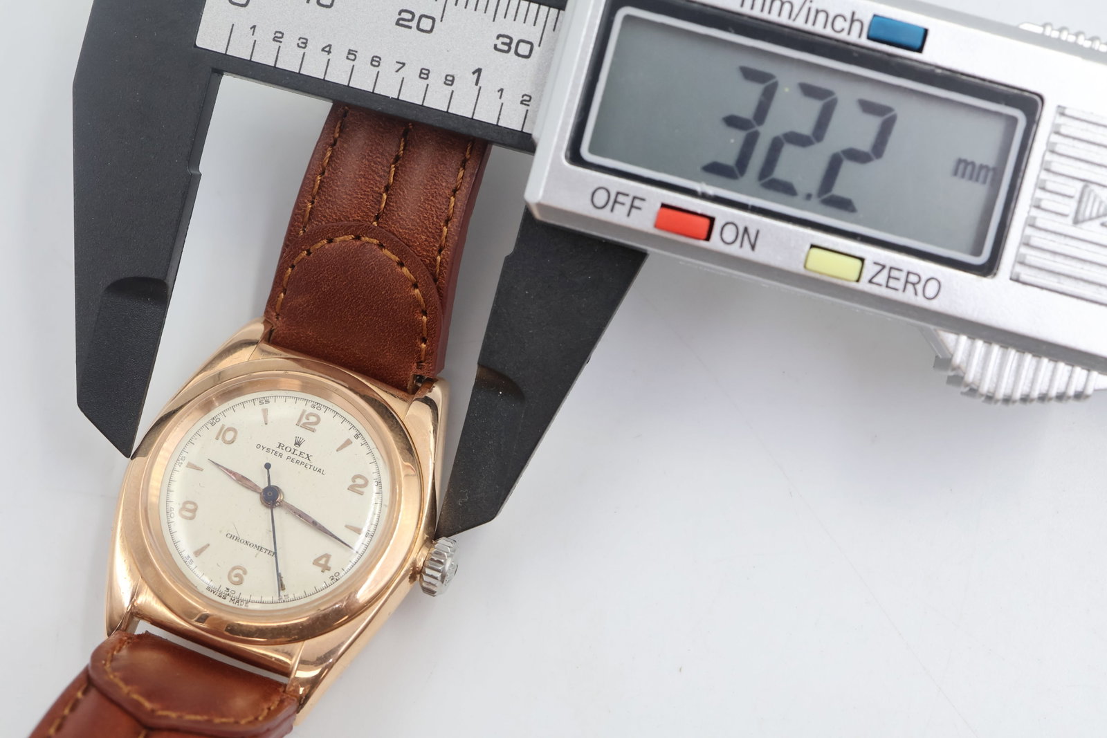 Rolex 18k bubble back Ref 3131 - 5