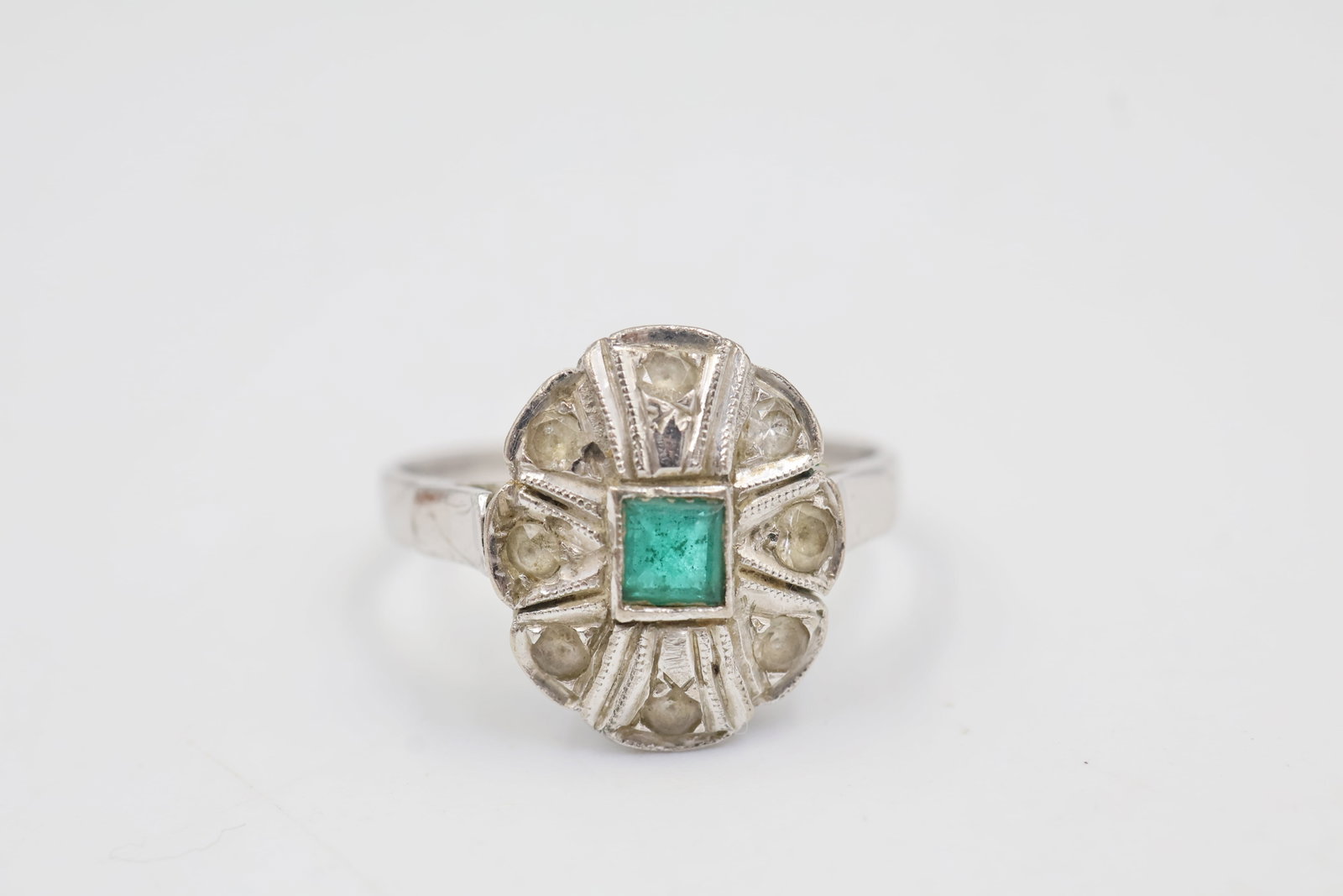 Vintage 10k White Gold Diamond & Emerald Ring (1 of 3)