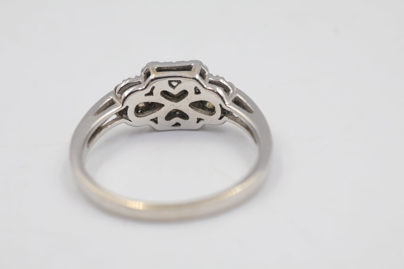 10K Gold & Diamond Ring - 5