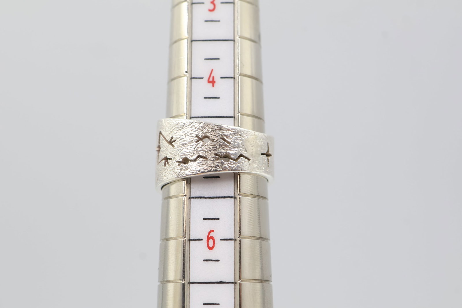 Zuni Sterling Silver Squiggle Ring - 4
