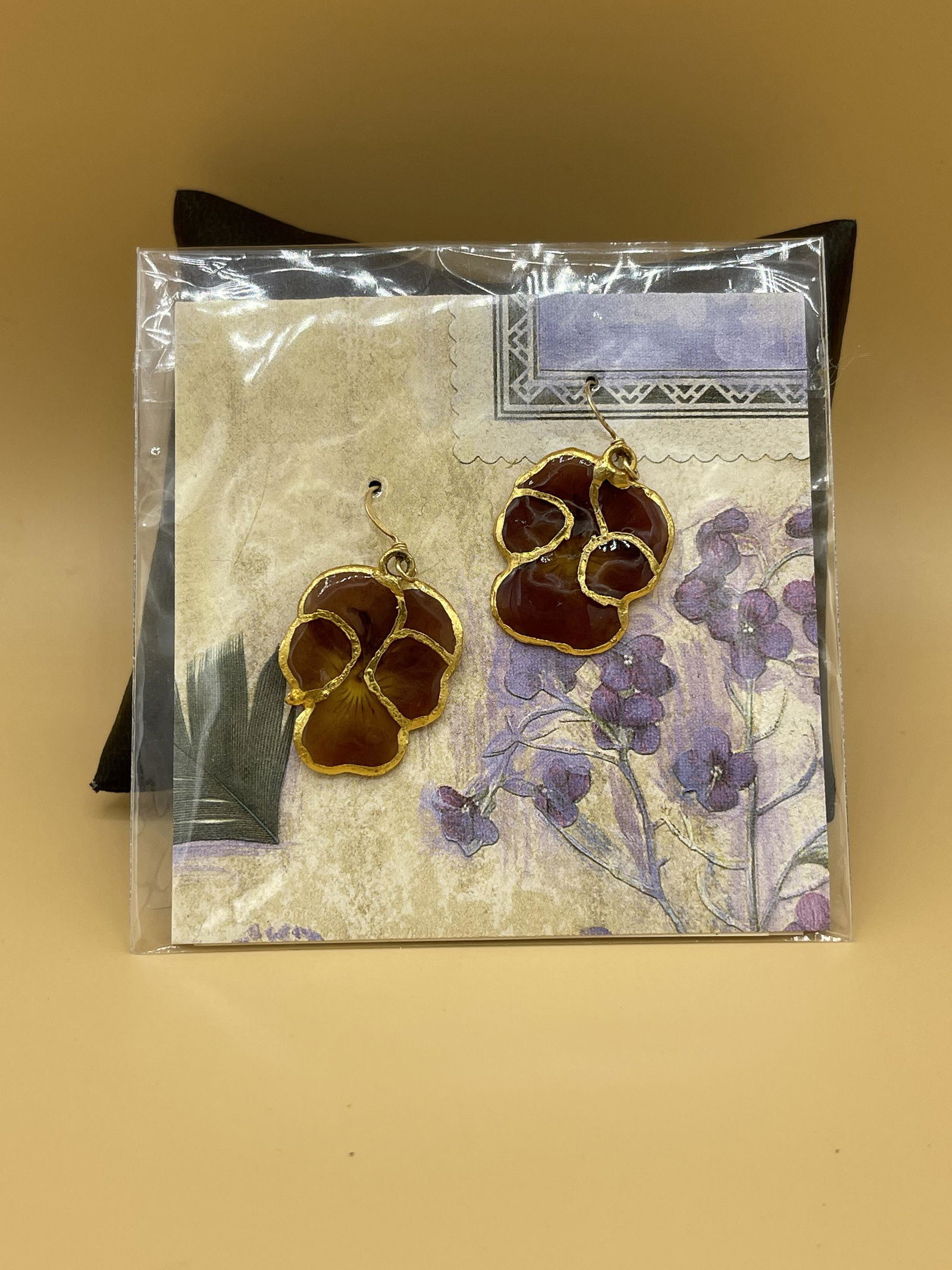 Forest Flower Jewelry 24K Gold and Sterling Silver Real: One of a kind piece: earrings of protected flower petals encassed in a lacquer, 24K gold and set in 925 silver.