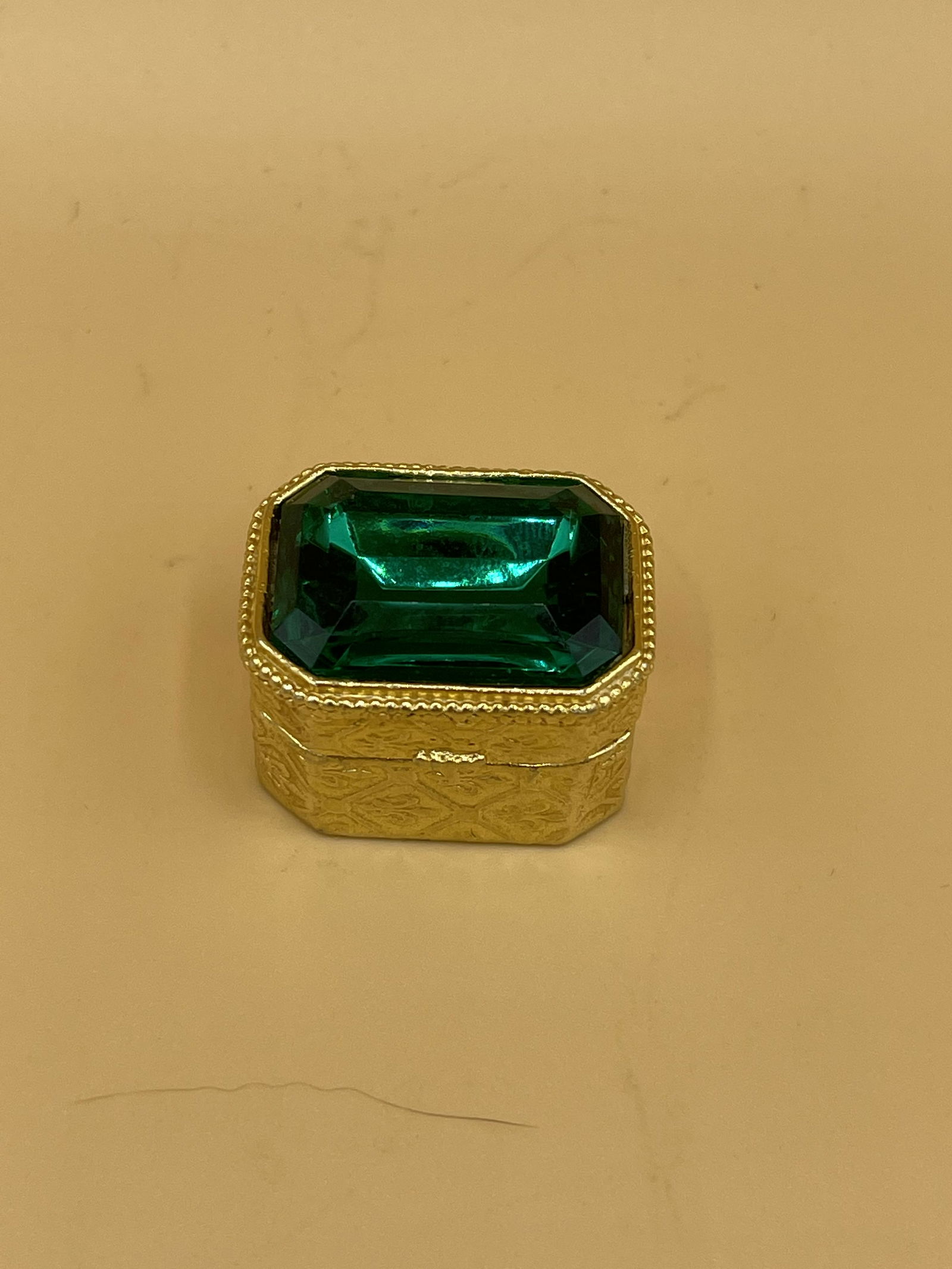 6.00CTW Emerald set in 18K Gold Antique Perfume Case (1 of 4)
