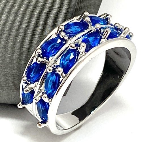 3.75CTW Blue Sapphire Triple Row Ring 925 (1 of 2)