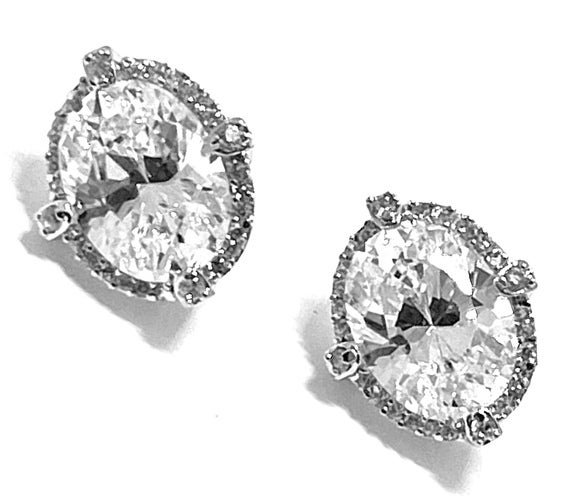 22.50CTW Diamond Oval Cut Earrings 18K Gold (1 of 2)