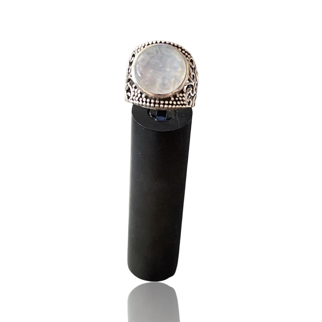 1CT Moonstone 925 Sterling Silver Moon Ring: 1CT Moonstone 925 Sterling Silver Moon Ring