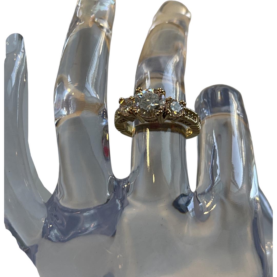 2.10ctw Diamond Ring in 18K Yellow Gold (1 of 3)