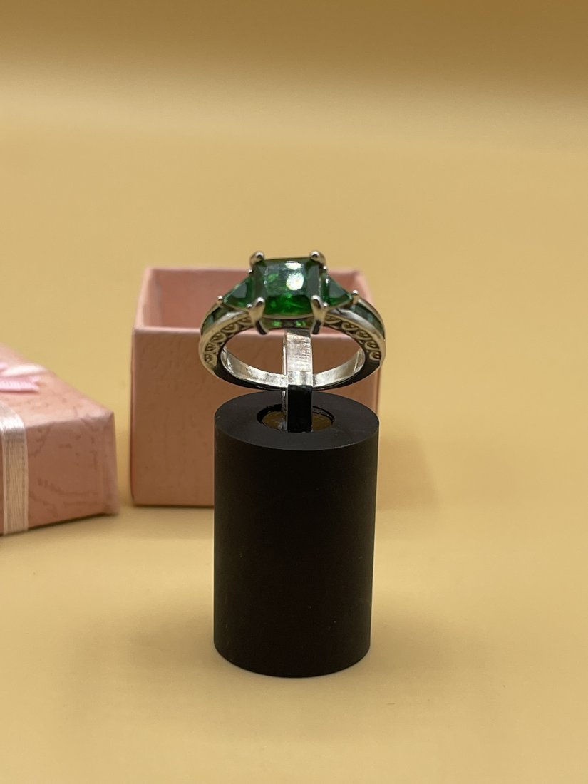 3 Stone 1/2CT Square Cut Emerald Ring (1 of 4)