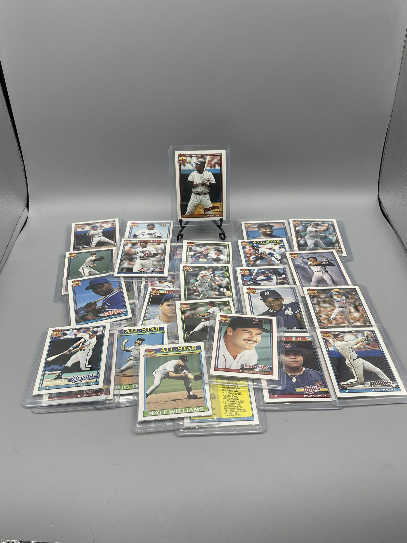 Topps 40 & Fleer Baseball Cards & Fleer (1 of 6)