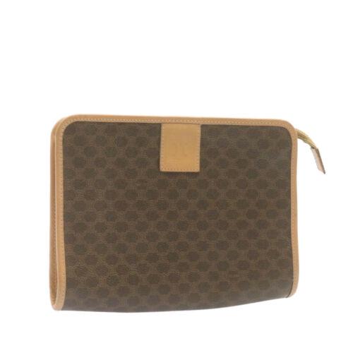 Authentic CELINE Macadam Canvas Clutch Bag Brown PVC: This item qualifies for FREE DOMESTIC SHIPPING to customers in the USA Brand: CELINE Size: W23 x H17 x D4.5cm(Approx) Color: Brown Country/Region of Manufacture: Italy Material: PVC Leather Type: unkn