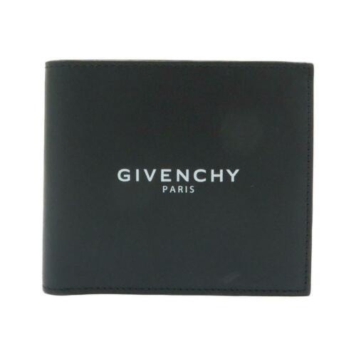 Authentic GIVENCHY Bill holder BK6005K0AC: This item qualifies for FREE DOMESTIC SHIPPING to customers in the USA Brand: Givenchy Size: W X H X Gusset (W):11Cm X 9.5Cm X 2Cm Style: Purse Mpn: Bk6005K0Ac Color: 001/Black Type: Purse Material: C