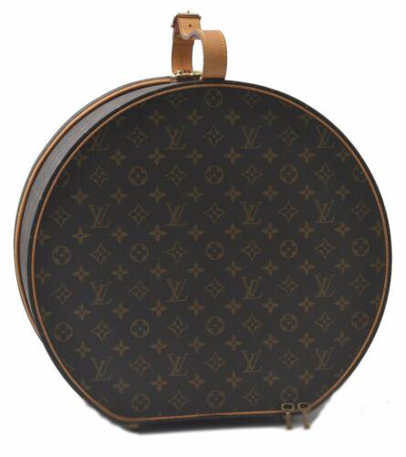 Authentic Louis Vuitton Monogram Boite Chapeaux 40 Hat: This item qualifies for FREE DOMESTIC SHIPPING to customers in the USA Brand: Louis Vuitton Country/Region Of Manufacture: France Serial Number: As1021 Bag Length: 15.9Inches (40.5Cm) Bag Height: 14.6