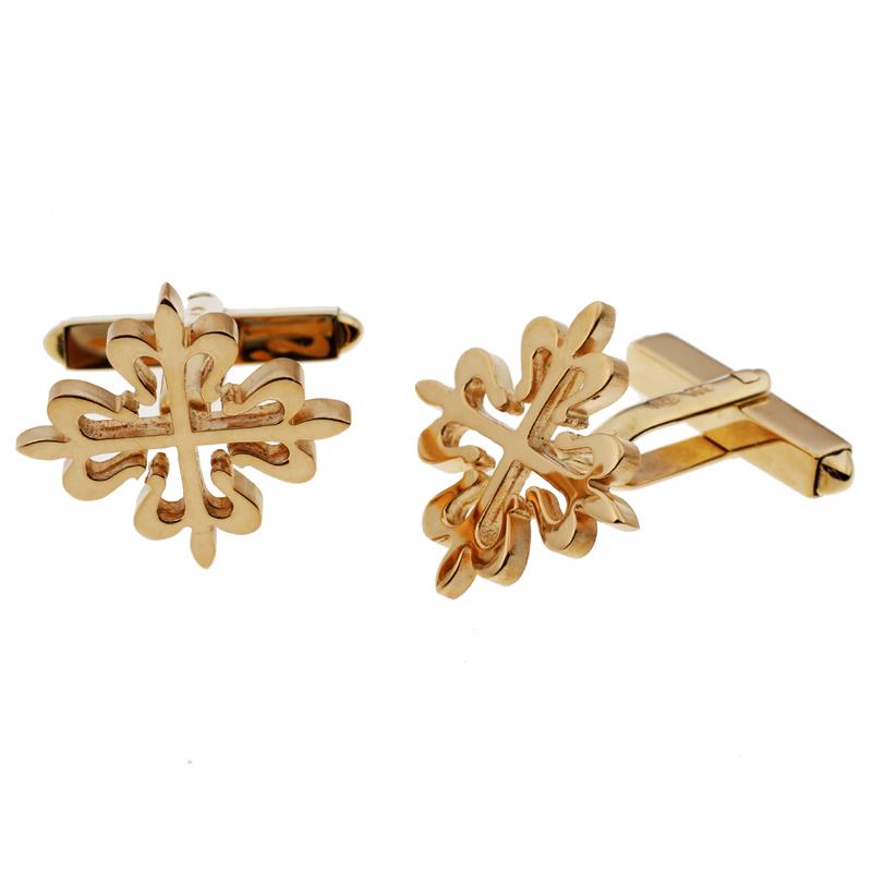 Authentic Patek Philippe Calatrava Cross Cufflinks: This item qualifies for FREE DOMESTIC SHIPPING to customers in the USA Brand: Unspecified Type: Stud/button Gender: Men Accessories: Box Condition: Used (very good) Model: Patek Philippe Calatrava Cro
