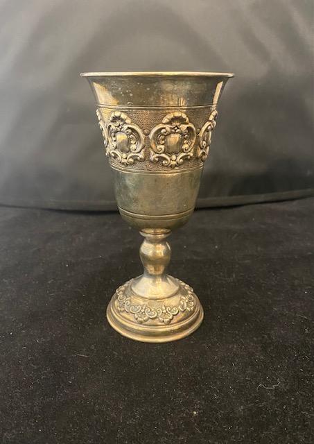 Sterling Silver Wine Cup - $700 Appraised Value w/ CoA!: Sterling Silver Wine Cup - $700 Appraised Value w/ CoA! PLEASE NOTE: Framed, Large or heavy Items do not have shipping costs included. The exact shipping cost will be added to your invoice post auctio