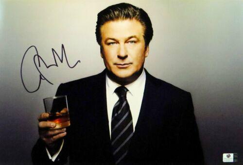 Alec Baldwin Signed Autographed 10X15 Photo Sexy: Alec Baldwin Signed Autographed 10X15 Photo Sexy Drinking Whiskey Industry: Movies Signed by: Alec Baldwin Object Type: Photograph Autograph Authentication: Global Authentics (GAI) Original/Reproducti