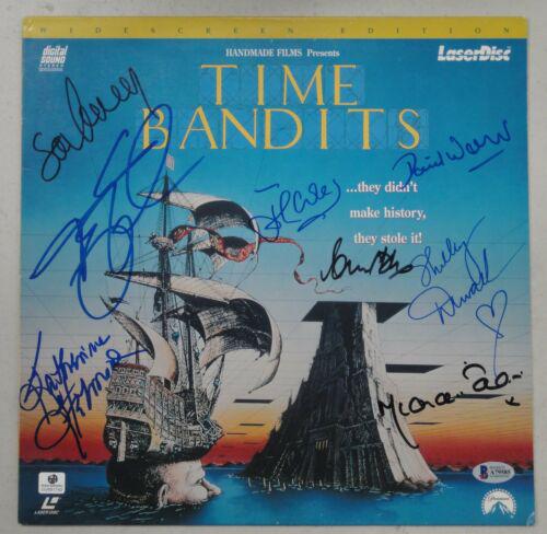 Time Bandits Cast Hand Signed Laserdisc Sean Connery: Time Bandits Cast Hand Signed Laserdisc Sean Connery Cleese Duvall Industry: Movies Original/Reproduction: Original Autograph Authentication: Beckett Autograph Authentication Player: Sean Connery John