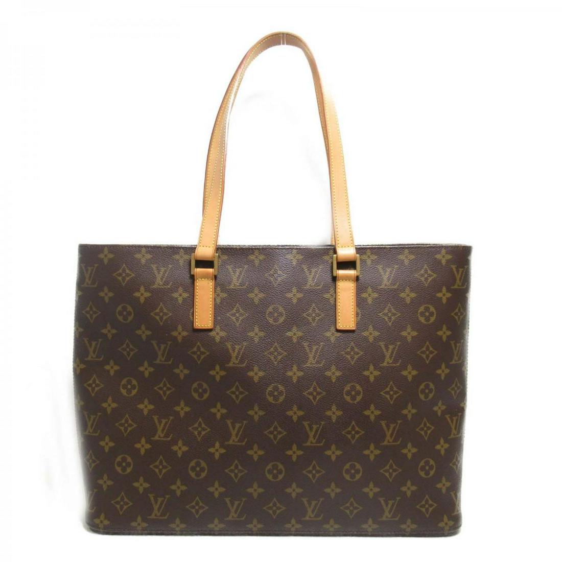 LOUIS VUITTON Luco Tote Bag(Brown): LOUIS VUITTON Luco Tote Bag(Brown) Brand: LOUIS VUITTON Model: LOUIS VUITTON Luco Tote Bag(Brown) Category: Women:Handbags Color: Brown Dimensions: H:30cm x W:40cm x D:10cm(H:11.8" x W:15.7" x D:3.9")