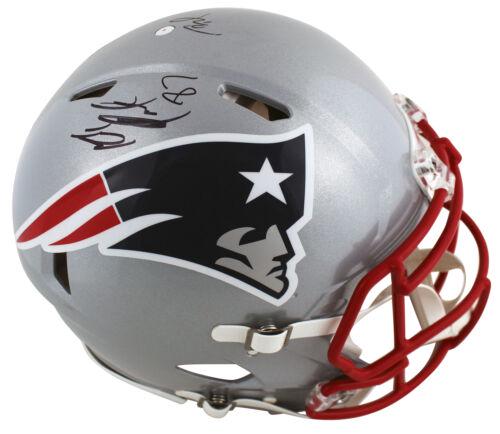 Patriots Tom Brady & Rob Gronkowski Signed Full Size: Patriots Tom Brady & Rob Gronkowski Signed Full Size Speed Proline Helmet Sport: Football-NFL Product: Helmet Original/Reprint: Original Player: Tom Brady & Rob Gronkowski Team: New England Patriots A
