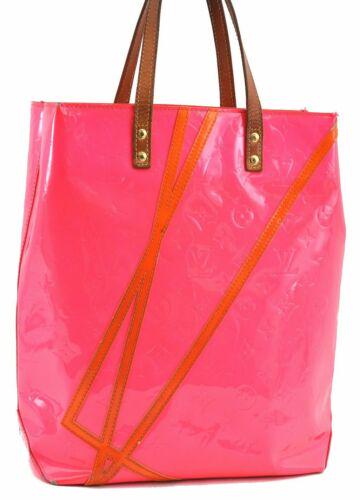 Louis Vuitton Vernis Fluo Reade MM Robert Wilson Hand: Louis Vuitton Vernis Fluo Reade MM Robert Wilson Hand Bag Pink M91900 LV Brand: Louis Vuitton Country/Region of Manufacture: France Bag Length: 10inches(25.5cm) Bag Height: 13inches(33cm) Bag Depth: 4