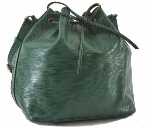 Louis Vuitton Epi Petit Noe Green Shoulder Bag M44104: Louis Vuitton Epi Petit Noe Green Shoulder Bag M44104 LV Brand: Louis Vuitton Country/Region of Manufacture: France Bag Length: 10inches(25cm) Bag Height: 10.5inches(27cm) Bag Depth: 7.5inches(19cm) S