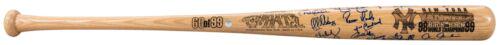 1998 1999 NY Yankees World Series Champs Team Signed: 1998 1999 NY Yankees World Series Champs Team Signed Bat Derek Jeter Beckett Autograph Authentication: Beckett Product: Bat Original/Reprint: Original Sport: Baseball-MLB PLEASE NOTE: Framed Large or 