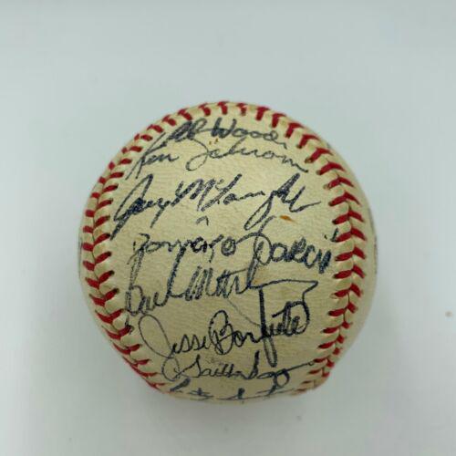 1982 Toronto Blue Jays Team Signed Autographed Baseball: 1982 Toronto Blue Jays Team Signed Autographed Baseball Sport: Baseball-MLB Product: Ball Original/Reprint: Original PLEASE NOTE: Framed Large or heavy Items do not have shipping costs included. The e