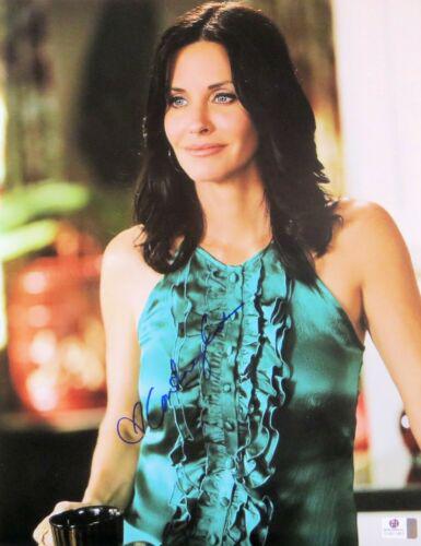Courteney Cox Signed Autographed 11X14 Photo Cougartown: Courteney Cox Signed Autographed 11X14 Photo Cougartown Friends JSA Object Type: Photograph Industry: Television Original/Reproduction: Original Signed by: Courteney Cox Autograph Authentication: Jame