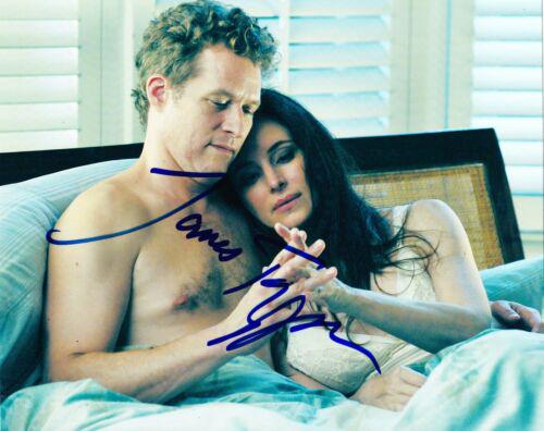 JAMES TUPPER SIGNED 8X10 PHOTO AUTHENTIC AUTOGRAPH: JAMES TUPPER SIGNED 8X10 PHOTO AUTHENTIC AUTOGRAPH REVENGE DAVID CLARKE PLEASE NOTE: Framed Large or heavy Items do not have shipping costs included. The exact shipping cost will be added to your invo