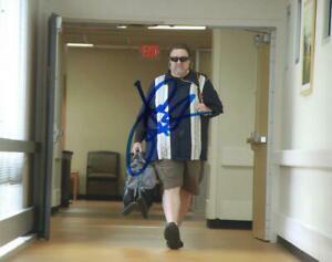 JOHN GOODMAN SIGNED 8X10 PHOTO THE BIG LEBOWSKI FLIGHT: JOHN GOODMAN SIGNED 8X10 PHOTO THE BIG LEBOWSKI FLIGHT AUTHENTIC AUTOGRAPH PLEASE NOTE: Framed Large or heavy Items do not have shipping costs included. The exact shipping cost will be added to your i