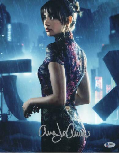 HOT SEXY ANA DE ARMAS SIGNED 11X14 PHOTO BLADE RUNNER: HOT SEXY ANA DE ARMAS SIGNED 11X14 PHOTO BLADE RUNNER AUTOGRAPH PROOF Industry: Movies Object Type: Photograph Original/Reproduction: Original Signed by: Ana De Armas Movie: BLADE RUNNER Autograph Aut