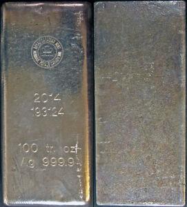 100 Ounce Silver Bar - Royal Canadian Mint - 9999 Fine: 100 Ounce Silver Bar - Royal Canadian Mint - 9999 Fine Silver - Composition: Silver Year: None The MYNT Guarantee: All items in this auction are guaranteed authentic and come with a 100% money-back gu