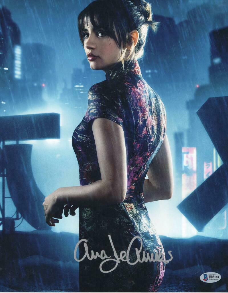 Ana de Armas Authentic Autographed 11x14 Photo: Ana de Armas Authentic Autographed 11x14 Photo Signature: Ana de Armas Product: Autographed 11x14 Photo Featured Movie: Blade Runner Certificate of Authenticity: Beckett Hologram & Card The Mynt Guara