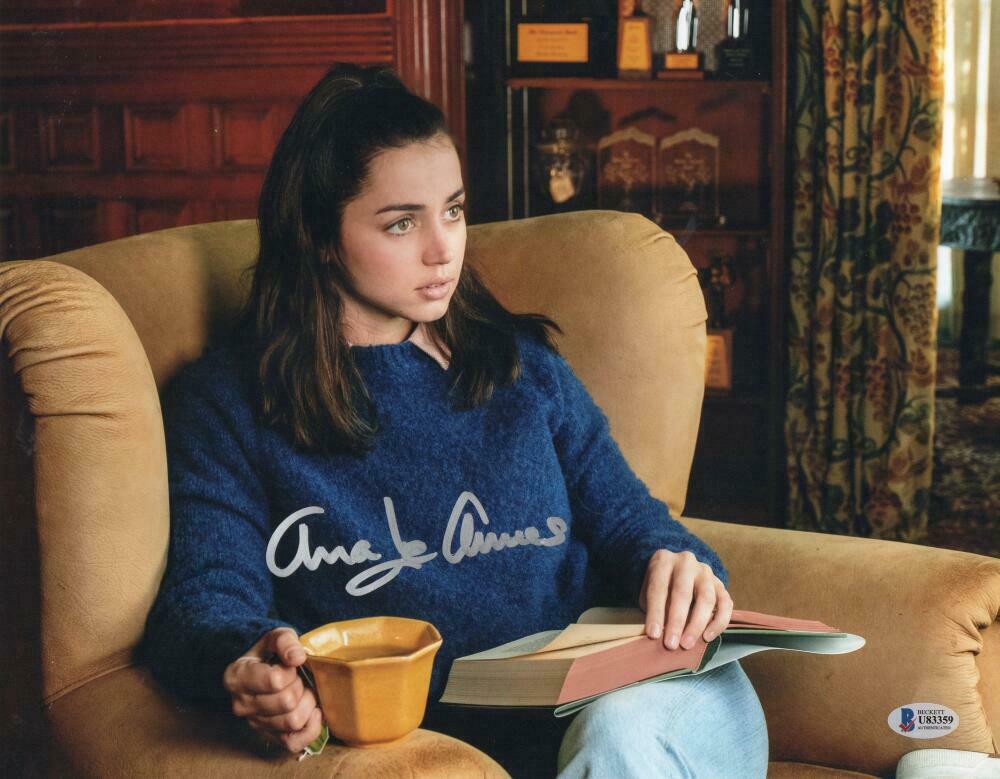 Ana de Armas Authentic Autographed 11x14 Photo: Ana de Armas Authentic Autographed 11x14 Photo Signature: Ana de Armas Product: Autographed 11x14 Photo Featured Movie: Knives Out Certificate of Authenticity: Beckett Hologram & Card The myntauctions