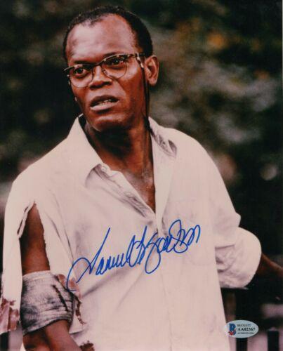 Samuel L. Jackson Autographed 8X10 Photo Die Hard With: Samuel L. Jackson Autographed 8X10 Photo Die Hard With a Vengeance BAS Industry: Movies Object Type: Photograph Original/Reproduction: Original Autograph Authentication: Beckett Authentication Player: