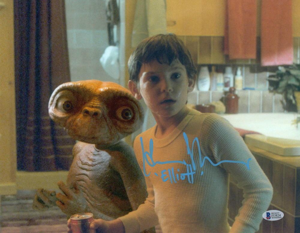 Henry Thomas Authentic Autographed 11x14 Photo: Henry Thomas Authentic Autographed 11x14 Photo Signature: Henry Thomas Product: Autographed 11x14 Photo Featured Movie: E.T. Certificate of Authenticity: Beckett Hologram & Card The myntauctions.com G