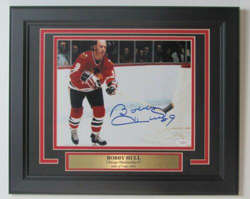 Bobby Hull Chicago Blackhawks HOF Signed 8x10 Photo Framed JSA: Bobby Hull Chicago Blackhawks HOF Signed 8x10 Photo Framed JSA Sport: Hockey-NHL Product: Photo Original/Reprint: Original Team: Chicago Blackhawks Autograph Authentication: JSA League: NHL PLEASE NOT