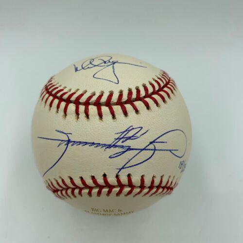 Stunning Mark Mcgwire Sammy Sosa Signed MLB STAT Baseball PSA DNA & Steiner: Stunning Mark Mcgwire Sammy Sosa Signed MLB STAT Baseball PSA DNA & Steiner Autograph Authentication: Professional Sports (PSA/DNA) Product: Ball Original/Reprint: Original Sport: Baseball-MLB PLEASE 