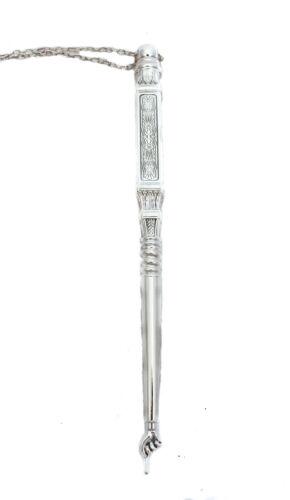 LAMINATE SILVER HAND CHASED MATTE ORNATE FINGER TORAH POINTER &: LAMINATE SILVER HAND CHASED MATTE ORNATE FINGER TORAH POINTER & Country/Region of Manufacture: Israel The Mynt Guarantee: All items in this auction are guaranteed authentic and come with a 100% money-
